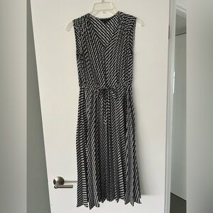 Banana Republic Black and White A-Line Midi Dress